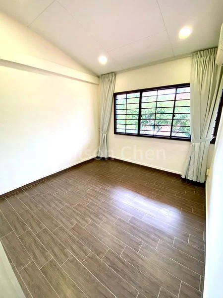 4+1 Bed Terraced House (Landed) for Rent in  Hong Leong Garden - Image 15