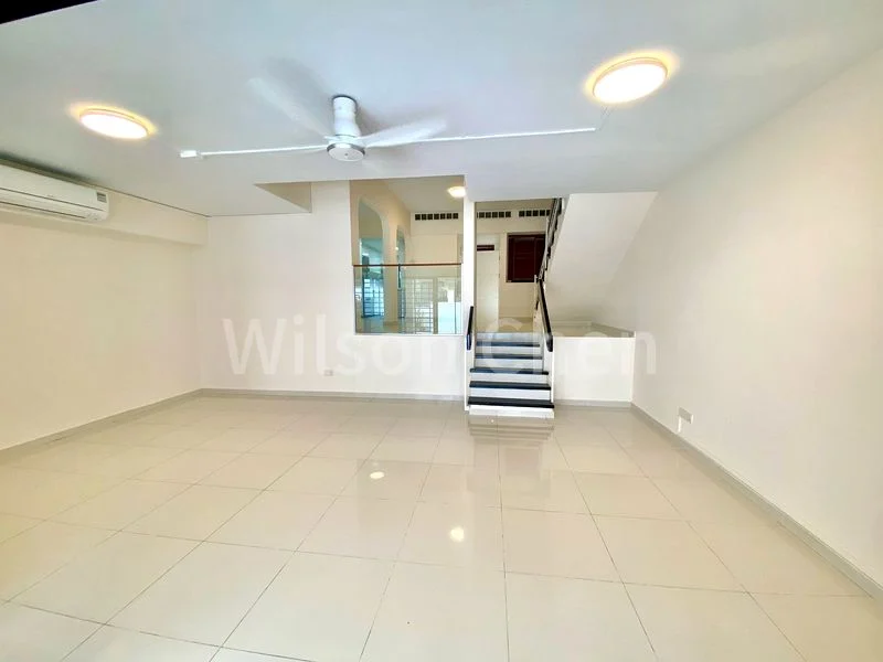 4+1 Bed Terraced House (Landed) for Rent in  Hong Leong Garden - Image 1