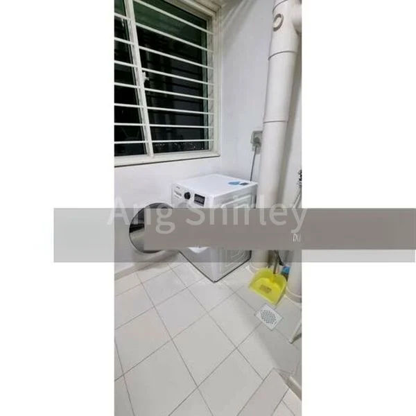 Master Room (HDB) for Rent in  194B Bukit Batok West Avenue 6 - Image 2