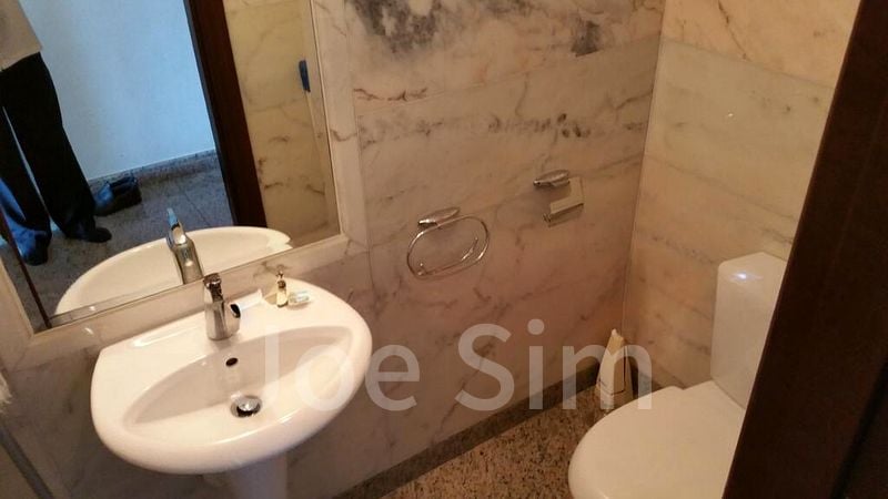 1 Bed Apartment (Condo) for Rent in  Riverside 48 - Image 5