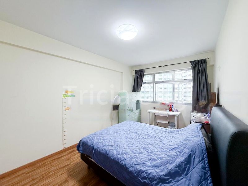 5 Room (5I) HDB for Sale in  432D Yishun Avenue 1 - Image 16