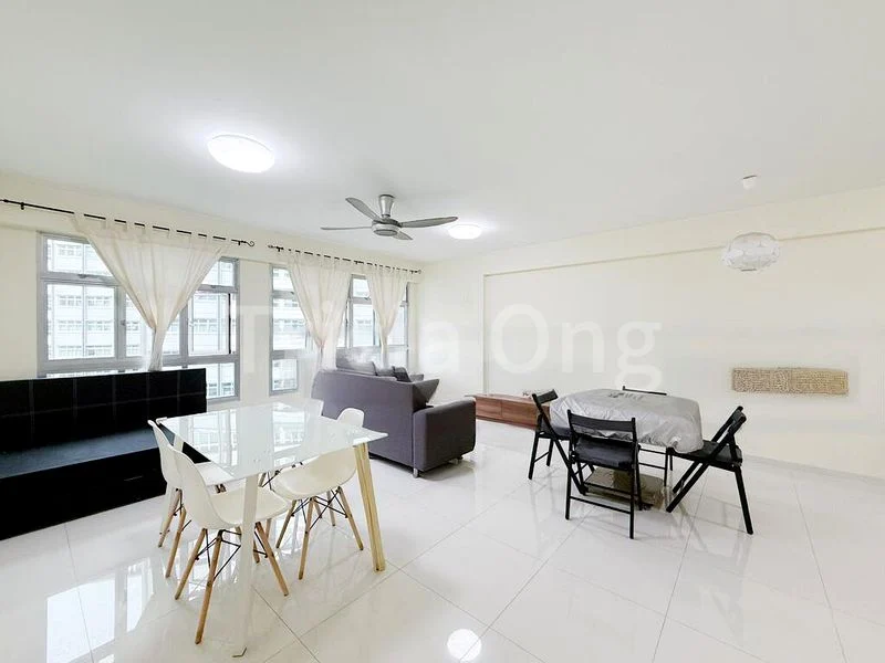 5 Room (5I) HDB for Sale in  432D Yishun Avenue 1 - Image 1