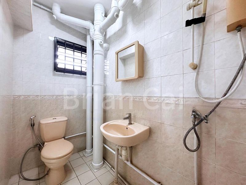 4 Room (4A) HDB for Sale in  324A Sengkang East Way - Image 11
