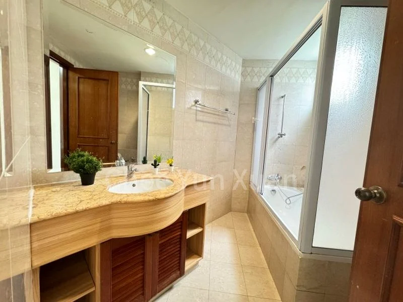 Master Room (Condo) for Rent in  Claremont - Image 3