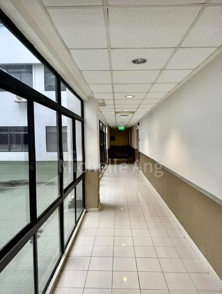 Office for Sale: Sultan Plaza - Image 1