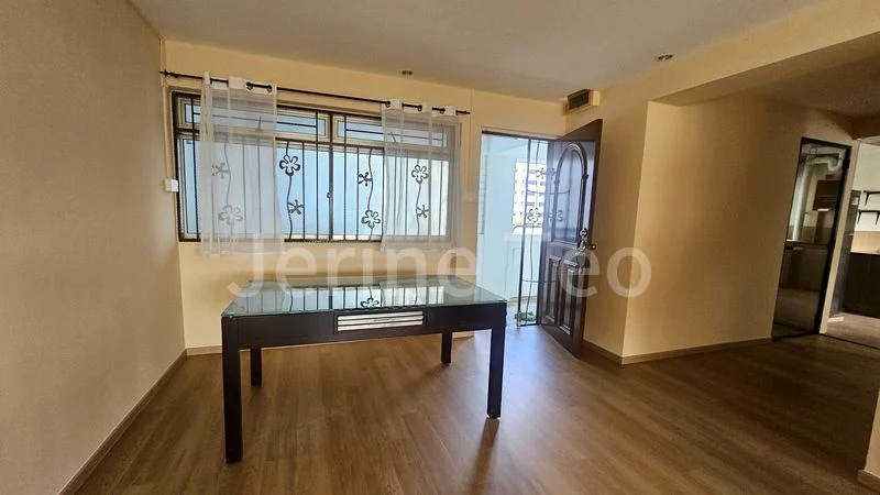 4 Room (4A) HDB for Rent in  191 Pasir Ris Street 12 - Image 3