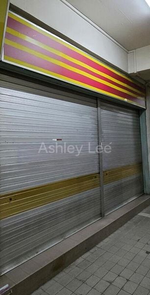 Shop / Shophouse for Rent: Tessensohn Road - Image 5