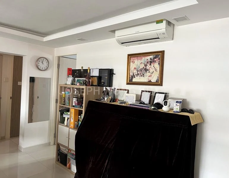 5 Room (5I) HDB for Sale in  842 Tampines Street 82 - Image 4