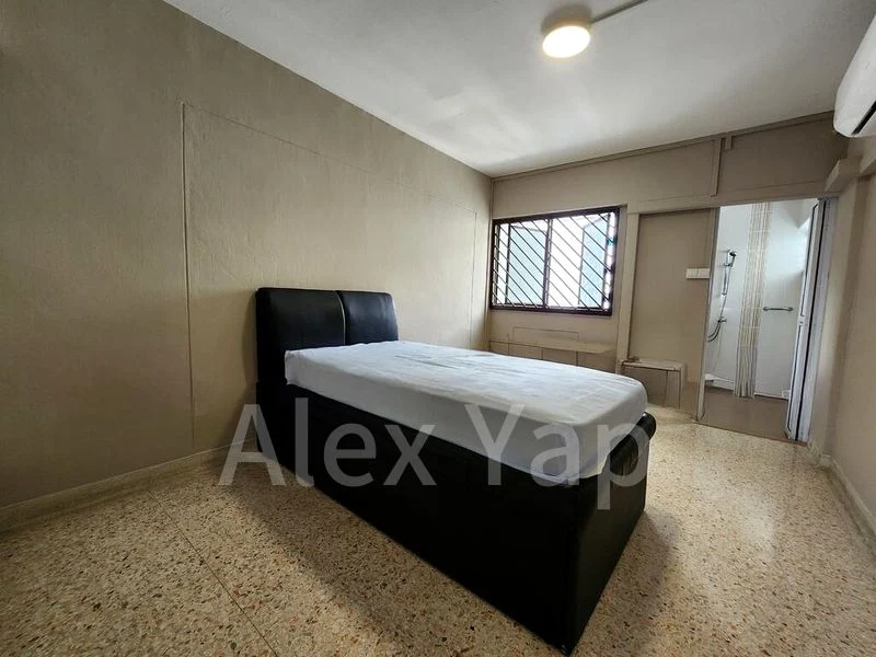 4 Room (4A) HDB for Rent in  141 Tampines Street 12 - Image 8