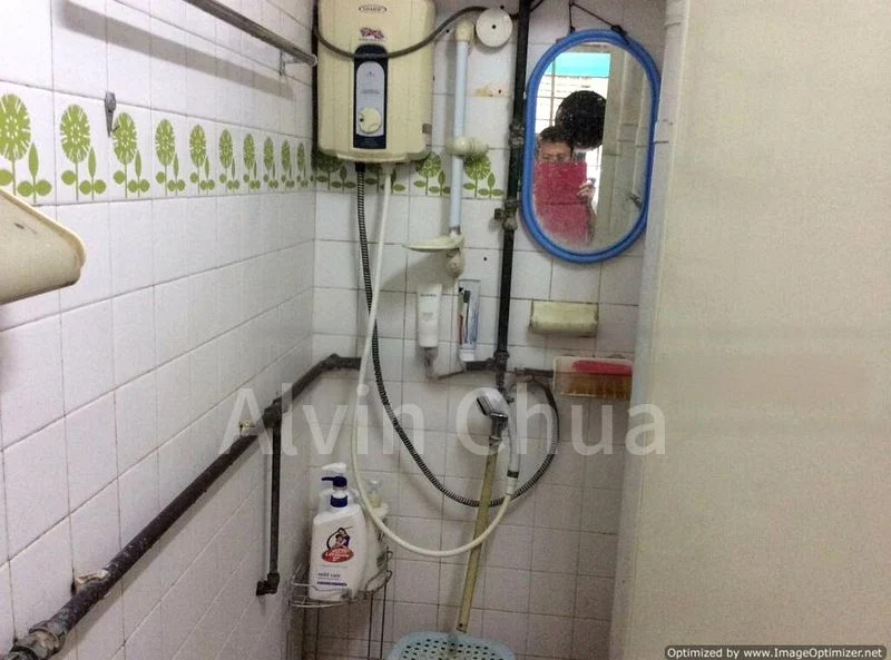 Common Room (HDB) for Rent in  33 Teban Gardens Road - Image 6