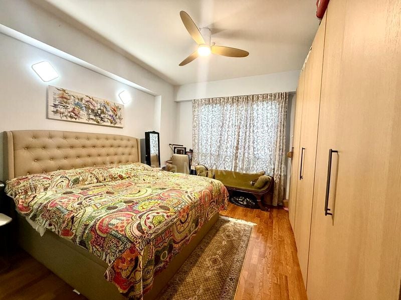 3 Bed Condo for Rent in  Water Place - Image 3