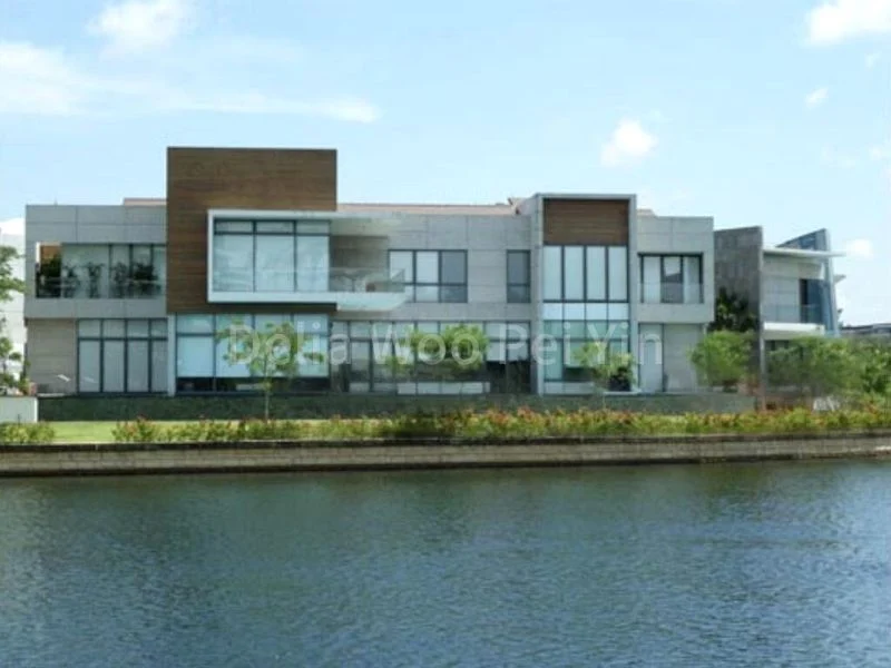 8 Bed Bungalow (Landed) for Rent in Paradise Island - Image 1