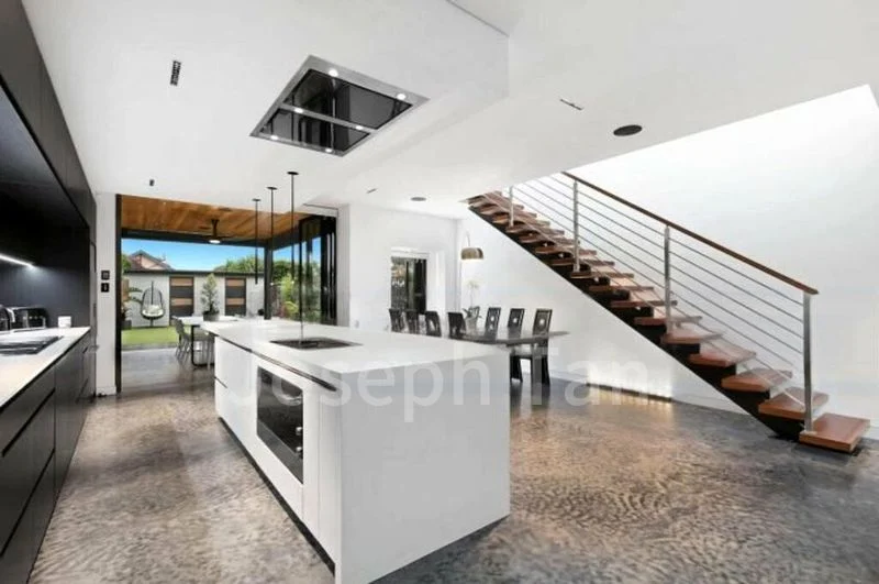 5 Bed Semi-Detached House (Landed) for Sale in  Kim Lin Park - Image 3