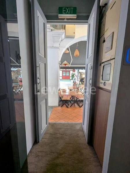 Shop / Shophouse for Rent: Chinatown 牛车水 Tourist hotspot 游客热点 - Image 3