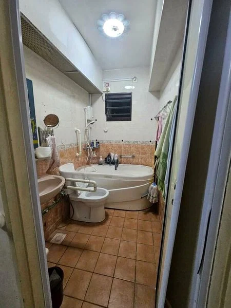 4 Room (4A) HDB for Sale in  47 Jalan Tiga - Image 3