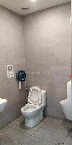 Office for Rent: Two well-fitted business spaces, 675/700 sq ft, near Bartley MRT - Image 5