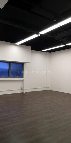 Office for Rent: Two well-fitted business spaces, 675/700 sq ft, near Bartley MRT - Image 9