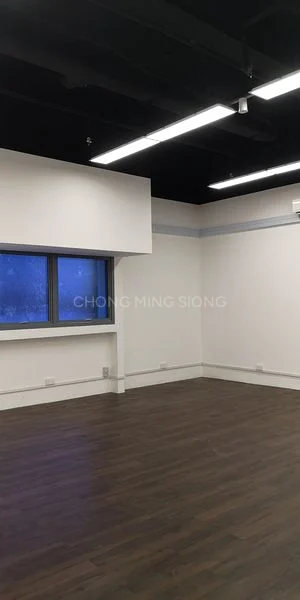 Office for Rent: Two well-fitted business spaces, 675/700 sq ft, near Bartley MRT - Image 8