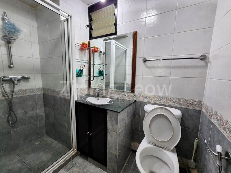 3 Bed Condo for Rent in Eastvale - Image 2