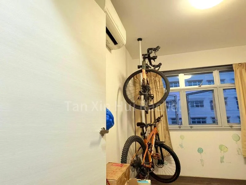4 Room (4A) HDB for Sale in  449B Bukit Batok West Avenue 9 - Image 6