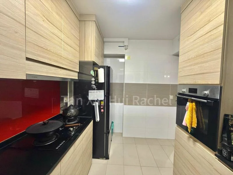 4 Room (4A) HDB for Sale in  449B Bukit Batok West Avenue 9 - Image 3