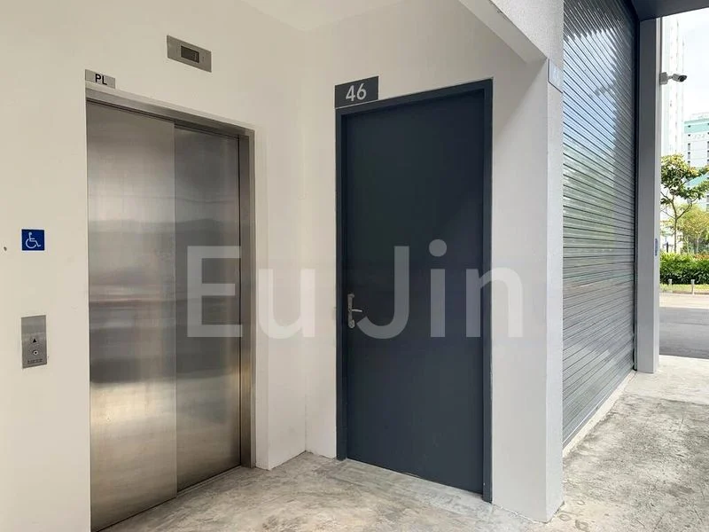 Light Industrial (B1) for Rent: Nordcom II - Image 1