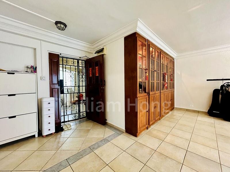 5 Room (5I) HDB for Sale in 203B Compassvale Road - Image 8