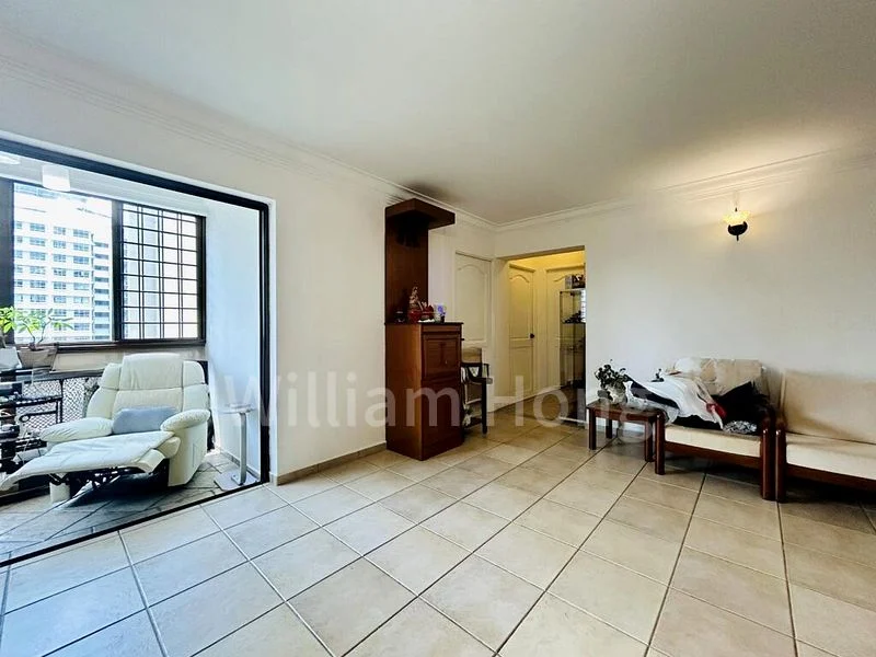 5 Room (5I) HDB for Sale in 203B Compassvale Road - Image 12