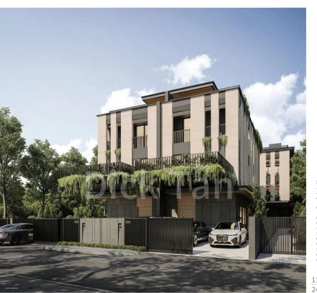 6 Bed Bungalow (Landed) for Sale in  Palm Road - Image 1