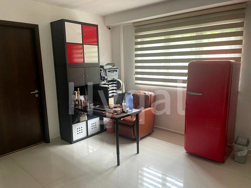 6 Bed Corner Terrace (Landed) for Sale in  Bulim Drive - Image 10