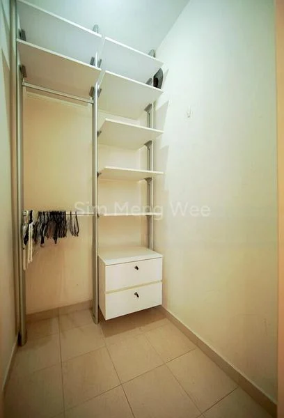 1 Bed Condo for Sale in  Suites @ Shrewsbury - Image 2