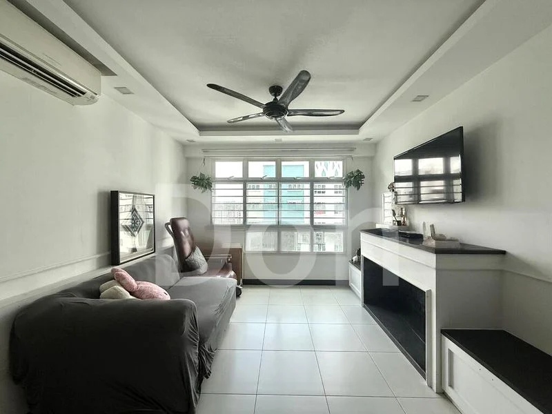 4 Room (4A) HDB for Sale in 316B Yishun Avenue 9 - Image 1