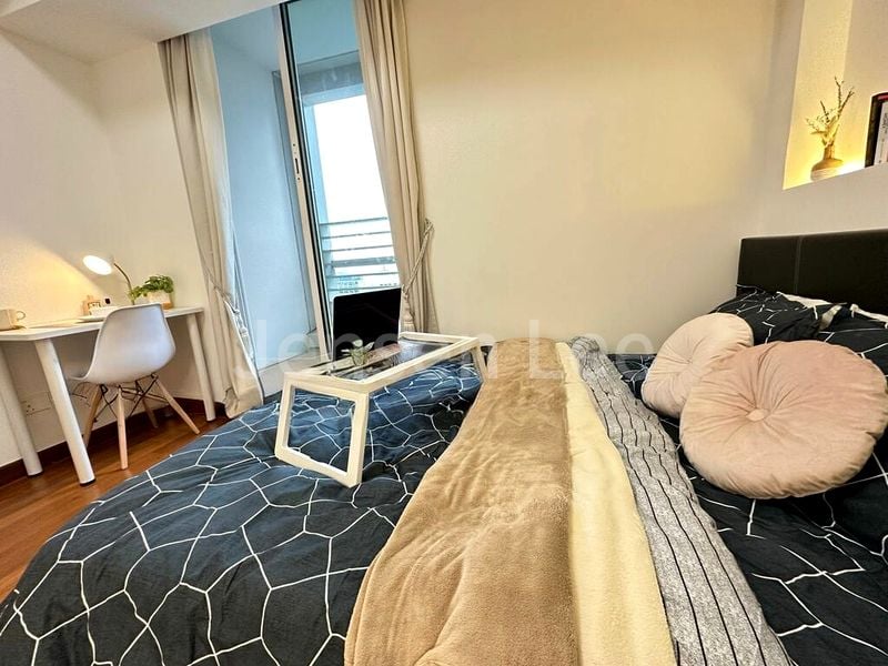 Common Room (Condo) for Rent in  The Sail @ Marina Bay - Image 5