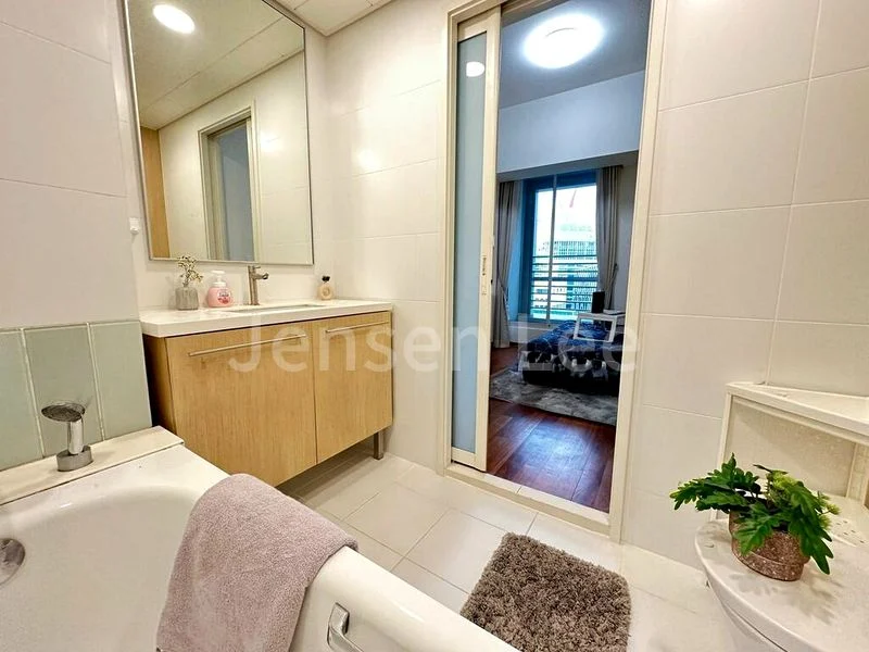 Common Room (Condo) for Rent in  The Sail @ Marina Bay - Image 6