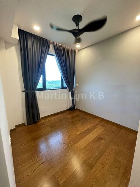 2 Bed Condo for Rent in  Kingsford Waterbay - Image 5