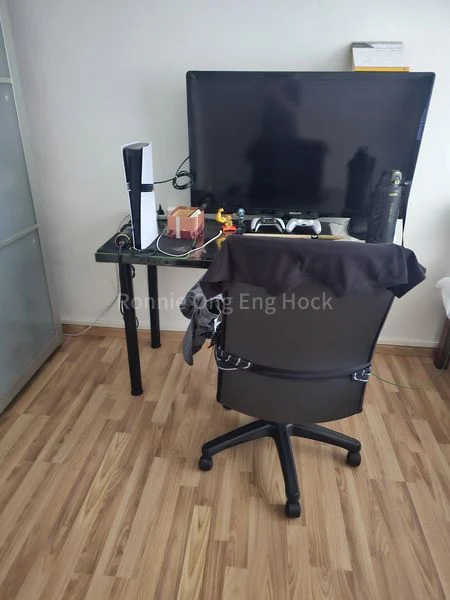 Common Room (HDB) for Rent in  250A Compassvale Street - Image 3