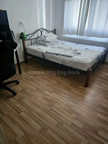 Common Room (HDB) for Rent in  250A Compassvale Street - Image 1