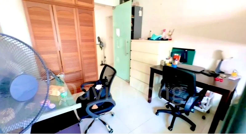 5 Room (5I) HDB for Sale in  203B Punggol Field - Image 8