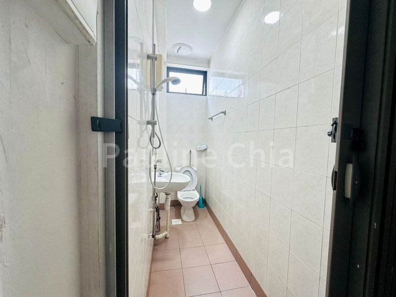 1 Bed Walk-up Apartment (Condo) for Rent in  63 Wishart Road - Image 4