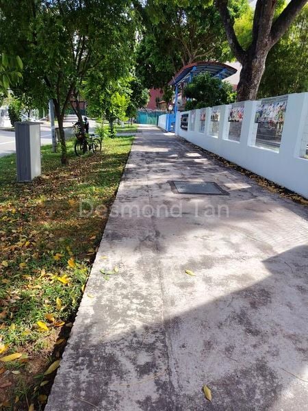 5 Bed Terraced House (Landed) for Sale in LHK 3 - Image 3