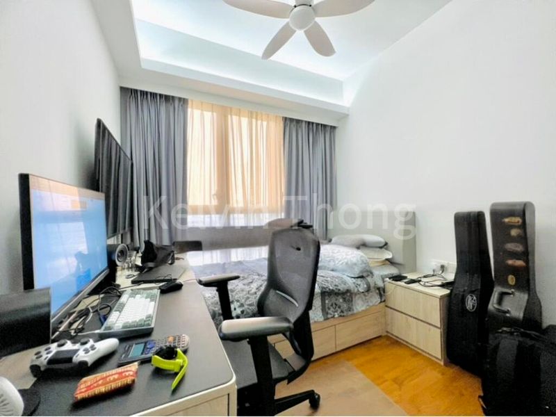 4 Bed Apartment (Condo) for Rent in  Seaside Residences - Image 6