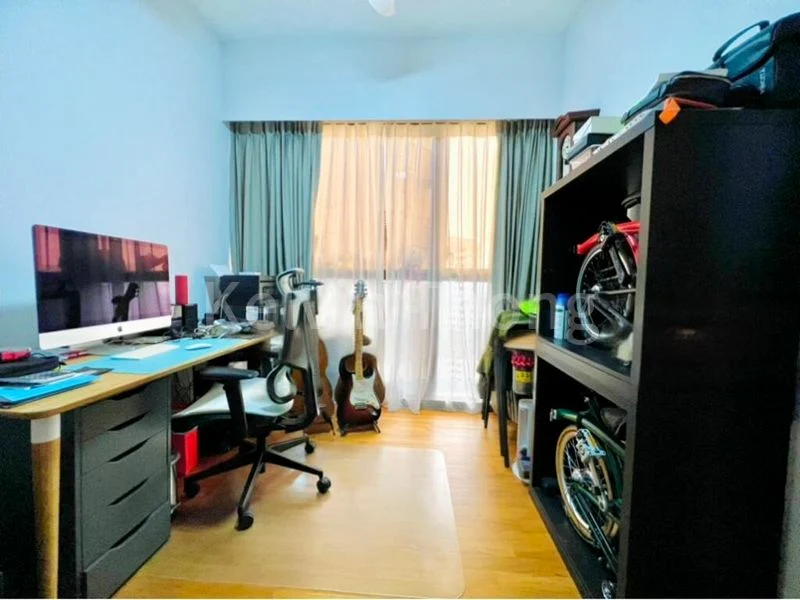 4 Bed Apartment (Condo) for Rent in  Seaside Residences - Image 8