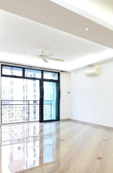 5 Bed Condo for Rent in  Spring Grove - Image 3