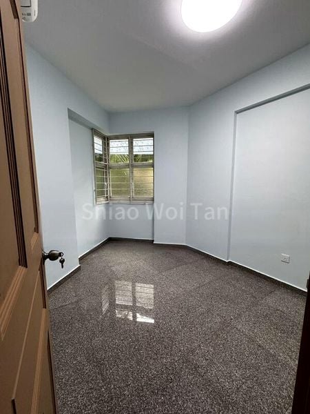4 Room (4A) HDB for Rent in  395 Bukit Batok West Avenue 5 - Image 7