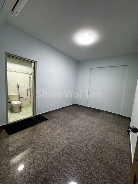 4 Room (4A) HDB for Rent in  395 Bukit Batok West Avenue 5 - Image 4