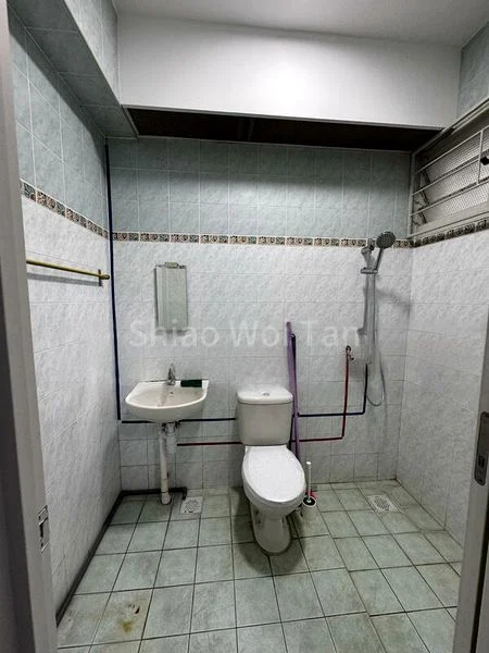 4 Room (4A) HDB for Rent in  395 Bukit Batok West Avenue 5 - Image 5