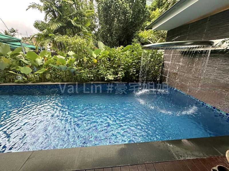 7 Bed Bungalow (Landed) for Sale in  Kim Lin Park - Image 12