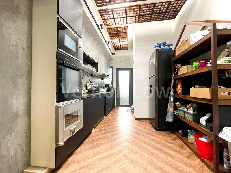 4 Bed Corner Terrace (Landed) for Sale in  Thomson Garden Estate - Image 2