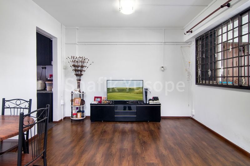 4 Room (4S) HDB for Sale in  609 Yishun Street 61 - Image 1