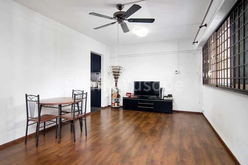 4 Room (4S) HDB for Sale in  609 Yishun Street 61 - Image 3